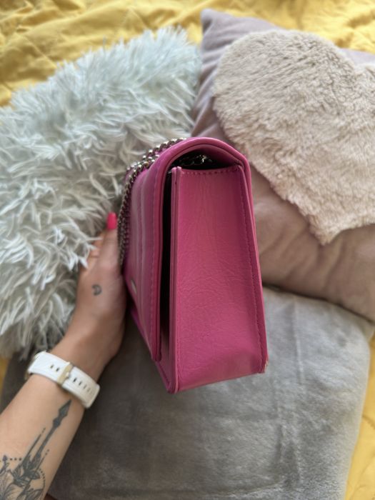 Мини чантичка pull&bear фуксия