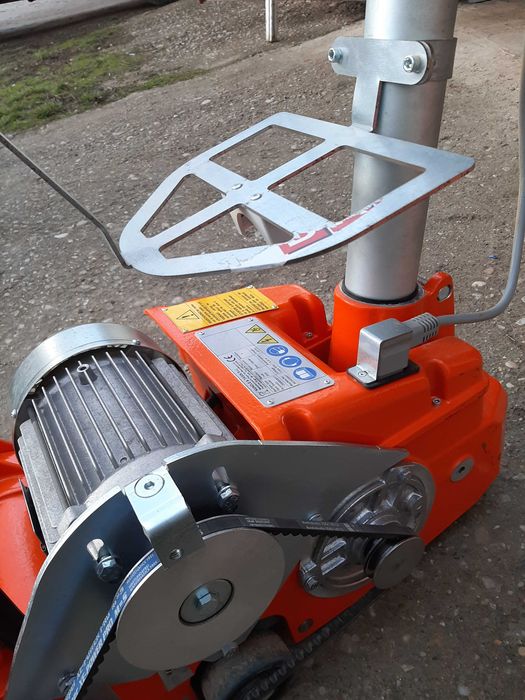 Машина за циклене на паркет