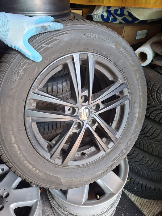 16" SEAT Ateca, Leon VW Golf, Touran, Caddy SKODA Karoq, Octavia, Yeti Джанти 5х112 със зимни гуми