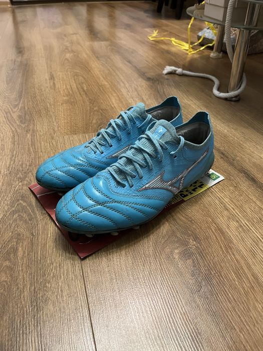 Футболни обувки бутонки Мизуно Mizuno