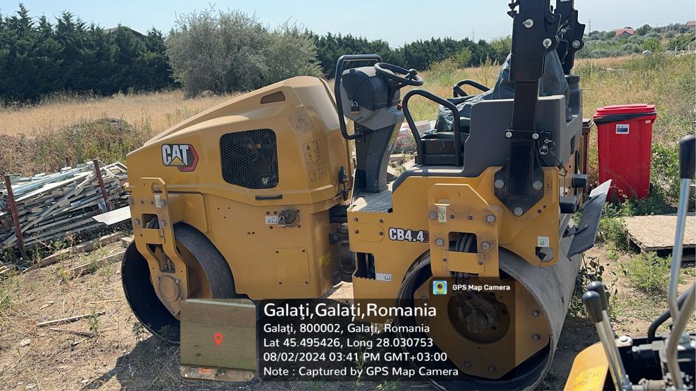 Inchirieri bobcat , buldoexavator,cilindru compactor,picon,compactor,