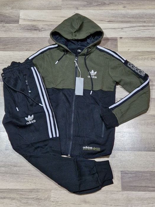 Treninguri unisex modele noi