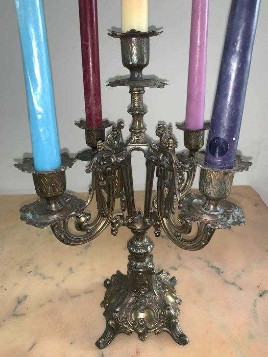 Sfejnic cu cinci pagare din bronz vintaje