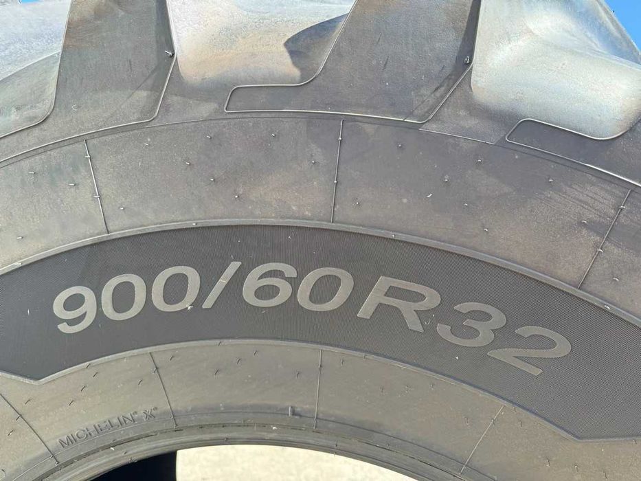 900/60R32 cu livrare rapida anvelope MICHELIN noi pentru CASE