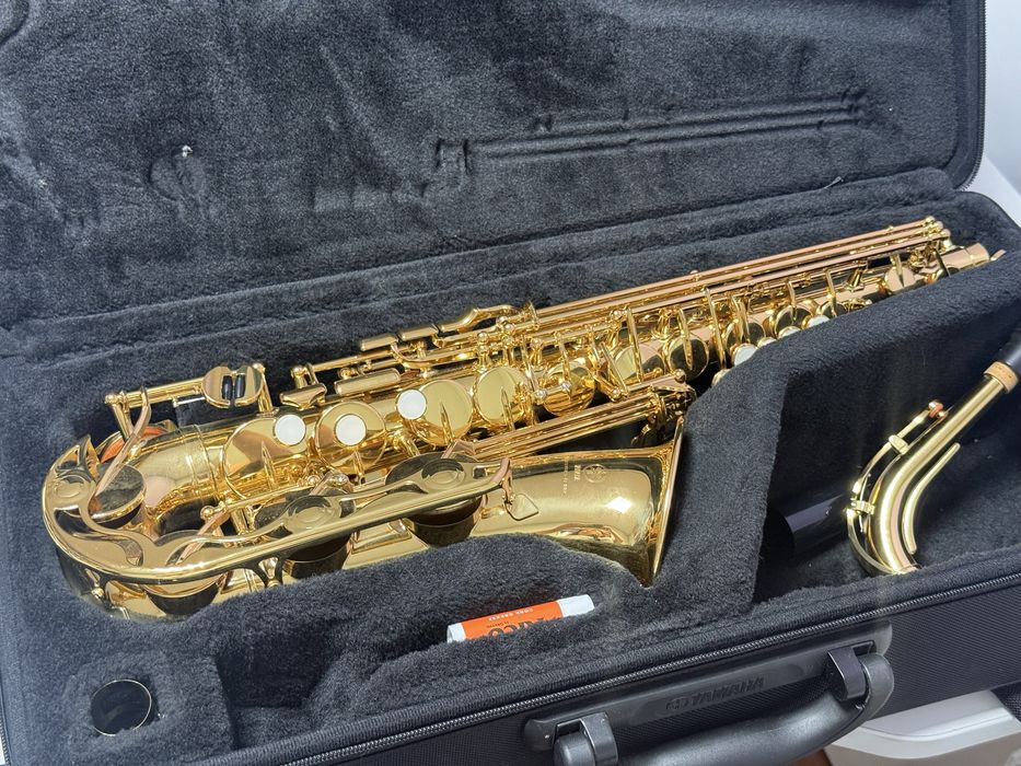 Продам саксофон Yamaha YAS-280