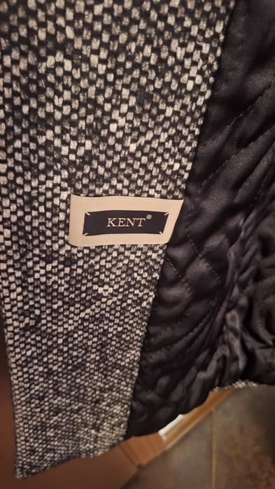 Продам пальто демисезонное