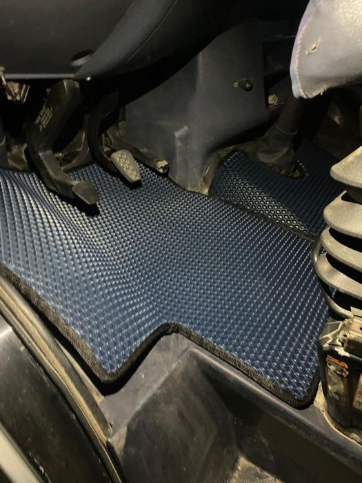 Ева поликтер ар машинага