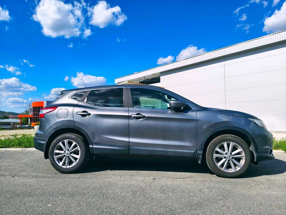 Vând Nissan Qashqai 1.2 benzina