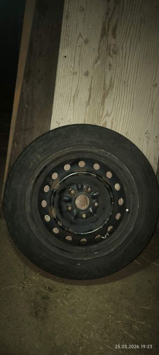 Продам б/у летние шины