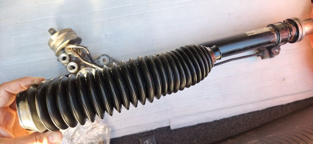 Кормилна рейка за AUDI А6 c5/А4 b5 VAG GROUP