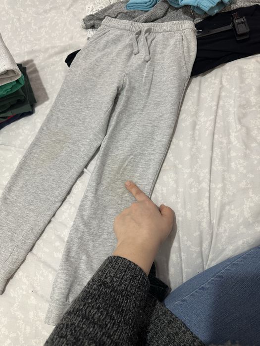 Pantalonii de joaca 128/134