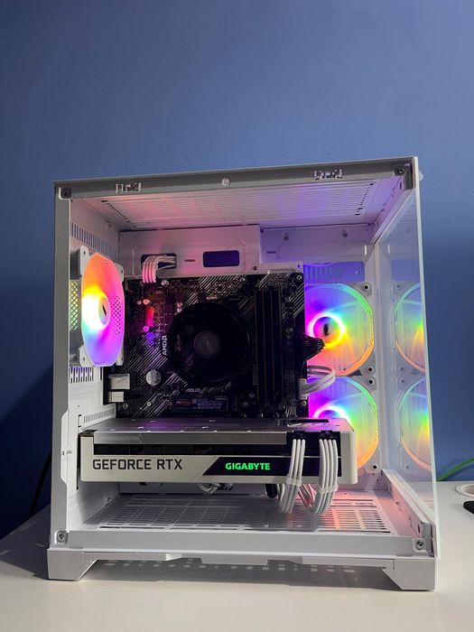 PC Gaming White / RTX 3070 / Ryzen 5 5650GE / 32GB RAM