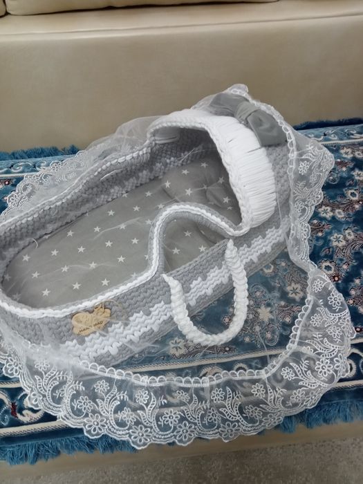 Bolalar lyulkasi sotiladi. Yangi holatda