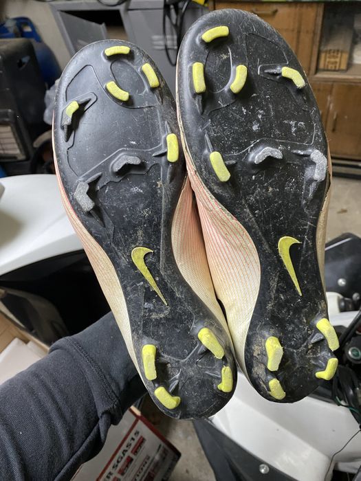 Бутонки 44номер орогинални