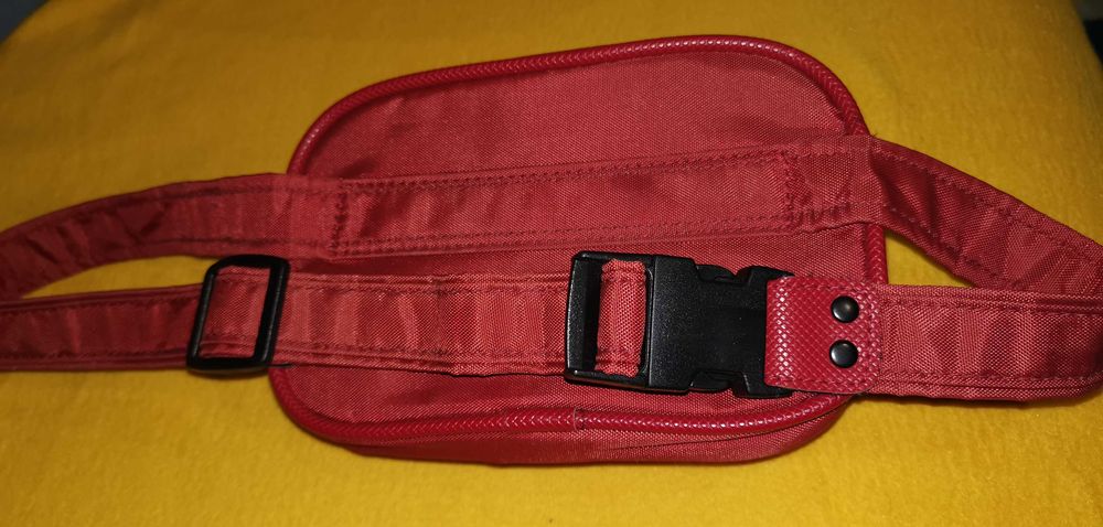 Чанта за кръст (тип банан) Samsonite