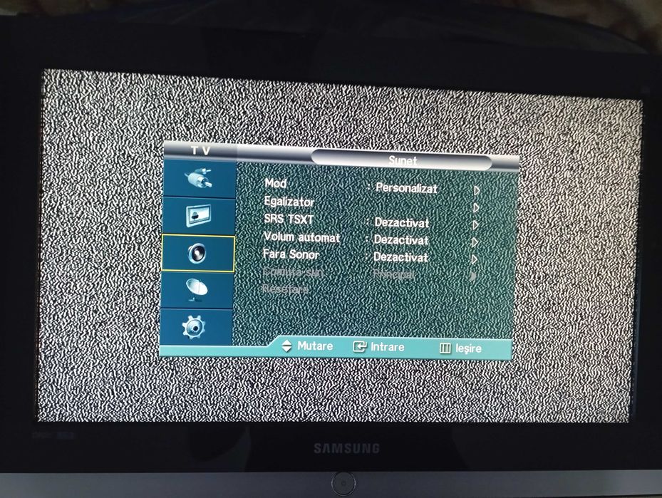 Televizor LCD Samsung diagonala 27 inchi
