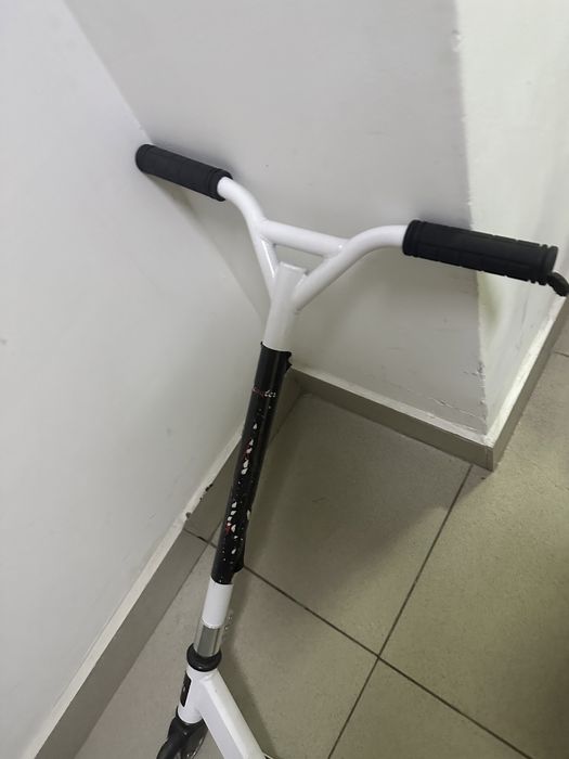 Самокат трюкавой