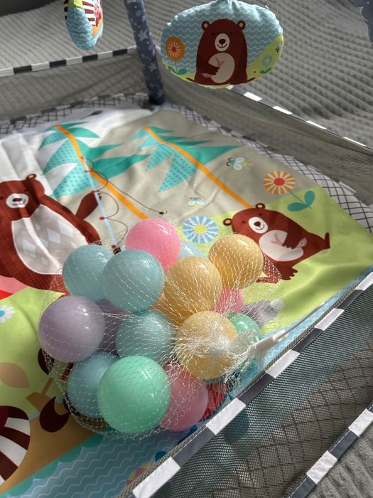 Развивающий игровой коврик