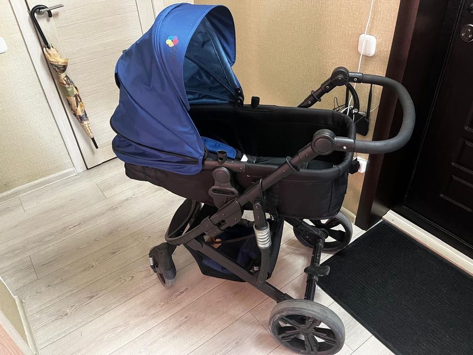 Продам детскую коляску