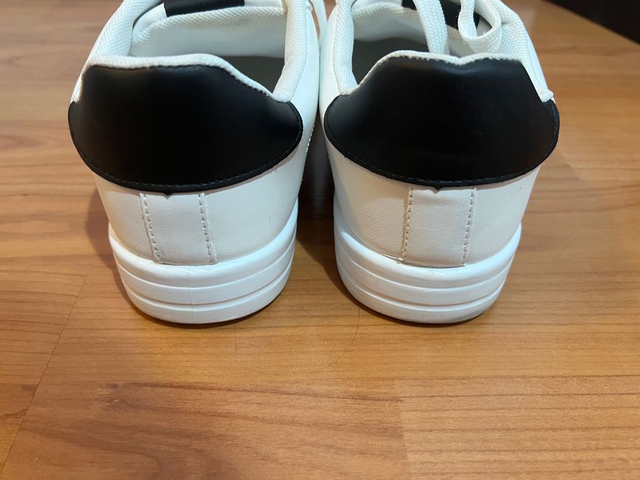 Мъжки обувки, бели, номер 43