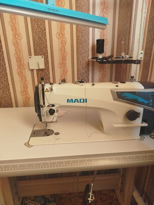 Швейная машинка
