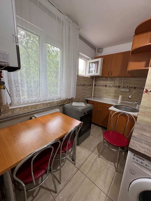 Proprietar închiriez apartament 2 camere
