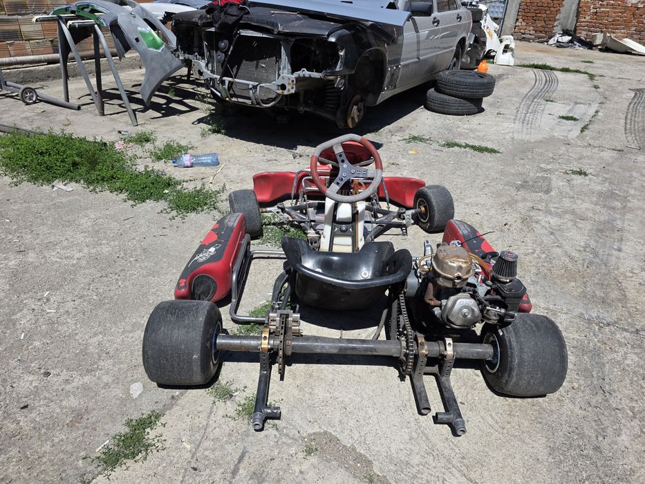 Картинг с двигател хонда 270кубика