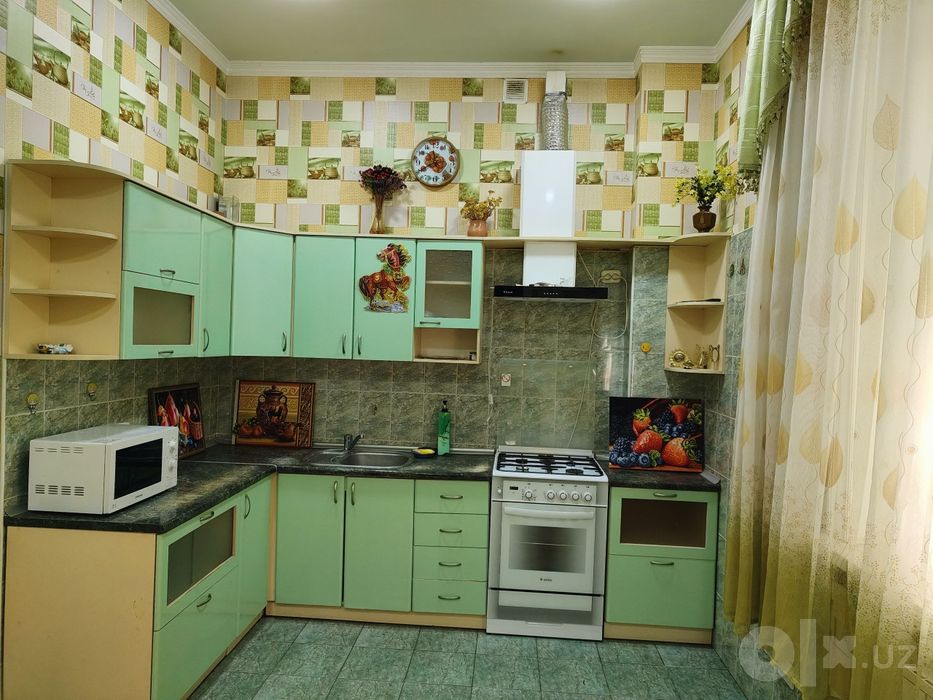 Продаётся кухонный гарнитур в хорошем  состоянии