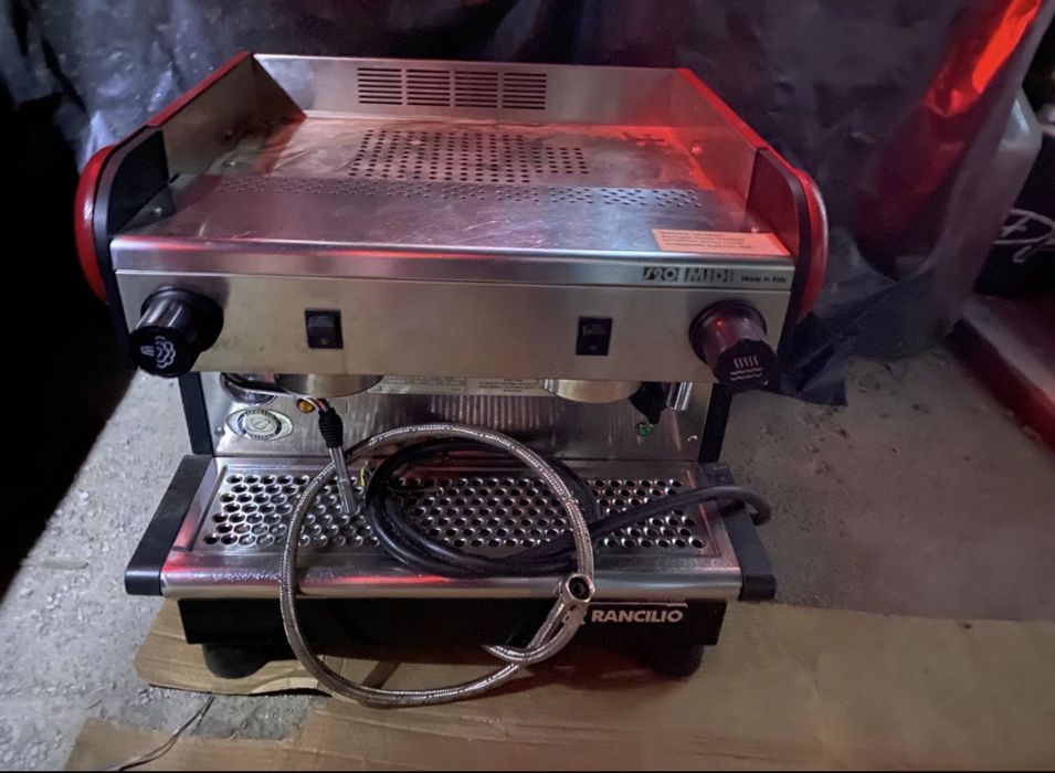 Продам кофемашину