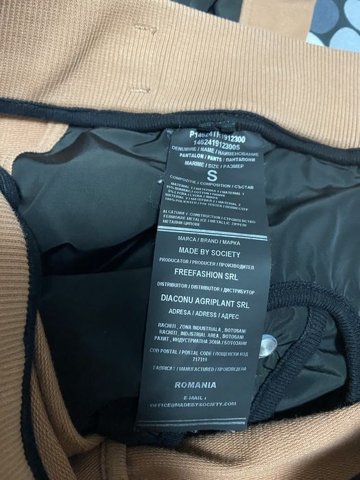 Pantaloni:Made by Society