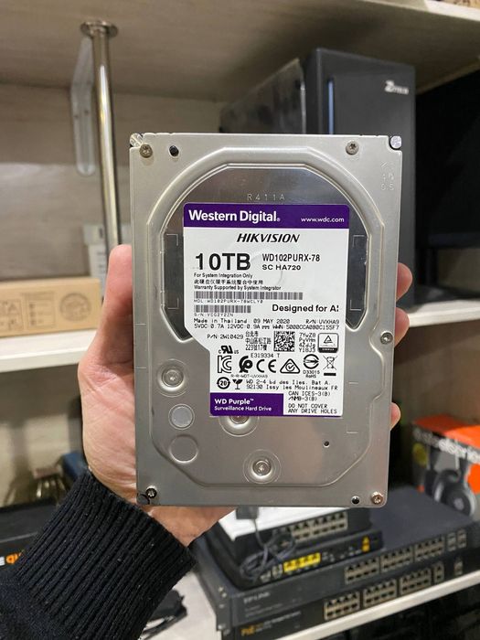 WD purple 
10 TB HDD 
100%/100%