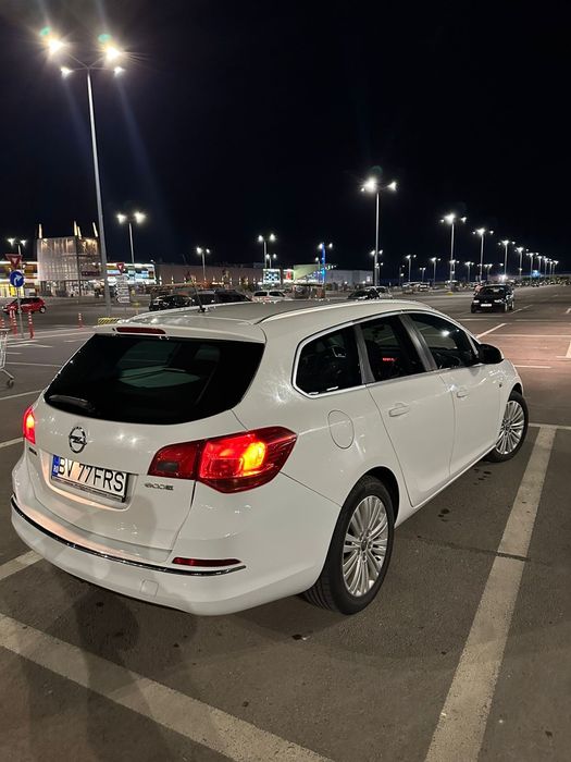 Opel Astra J 2014