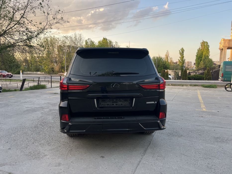 Аренда авто с водителем