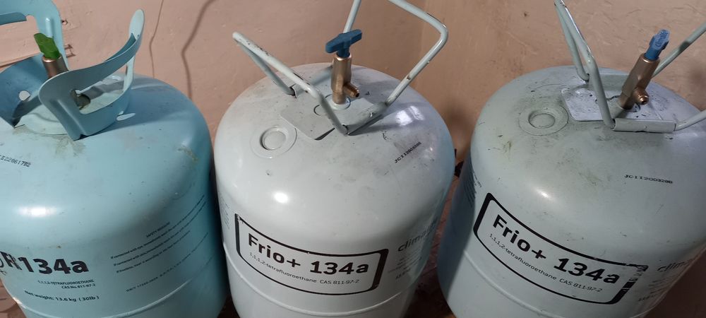 Баллоны  под фриона бу.