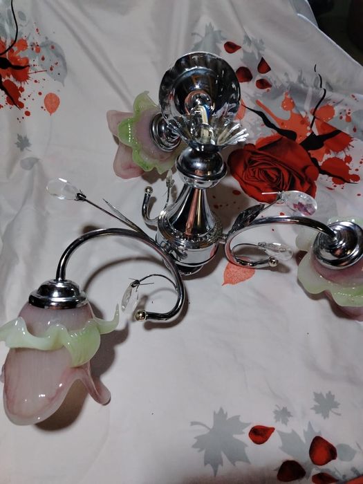 Lustra mare pentru camea/living