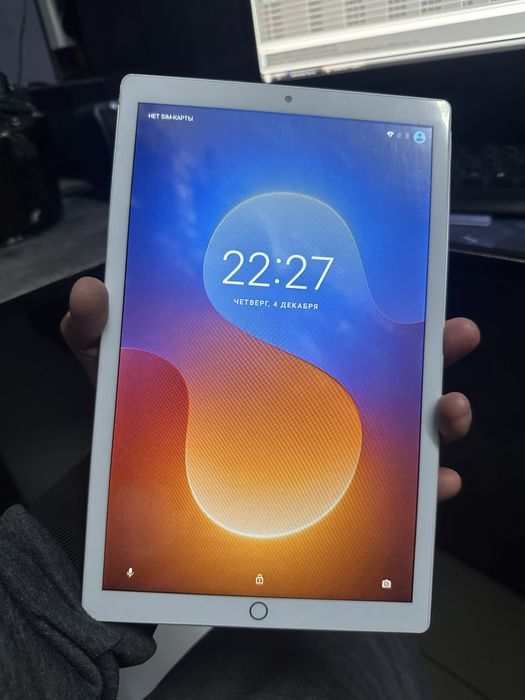 Planshet Pro14 sotiladi