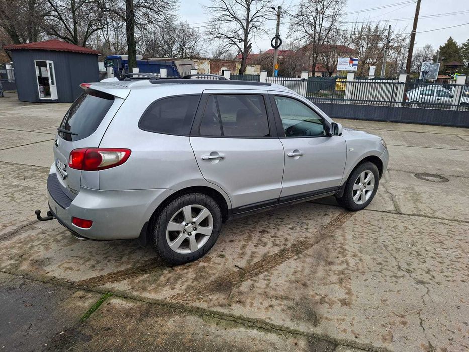 Hyundai  santa Fe  22D.