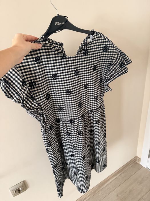 Къса рокля Zara на цветя