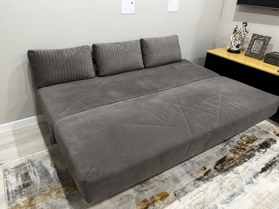 Модный функциональный диван