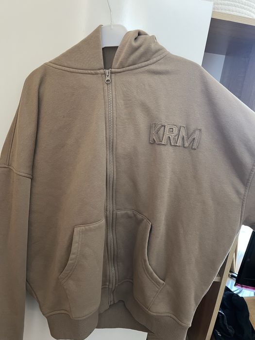 Мъжки екип KARMA