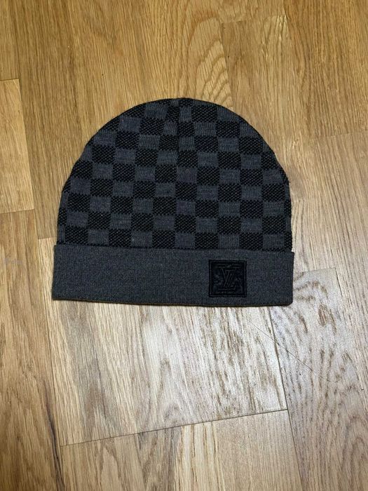 set caciula si fular louis vuitton