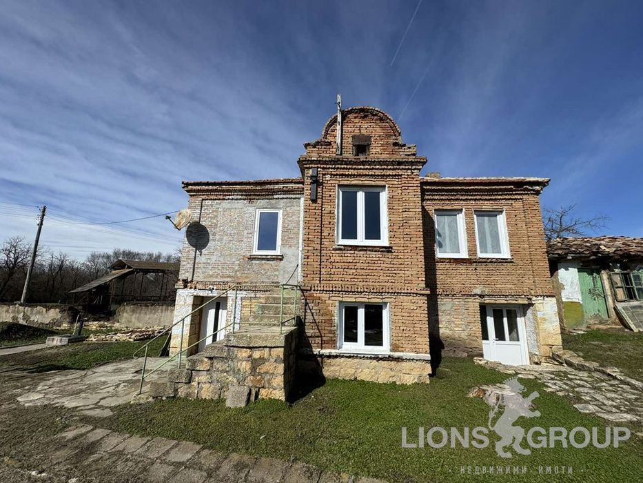 Продава се Къща в с. Червенци, Област Варна - 64 кв.м за 423 €/кв.м - Снимка #1