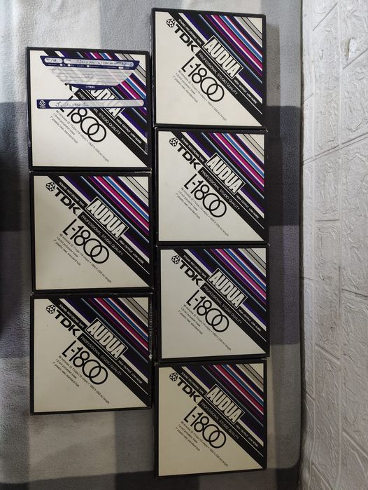 Lot cutii benzi 18"si 26"originale TDK,Sony,Akai