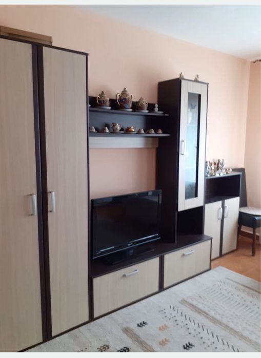 Inchiriez apartament 2 camere decomandat