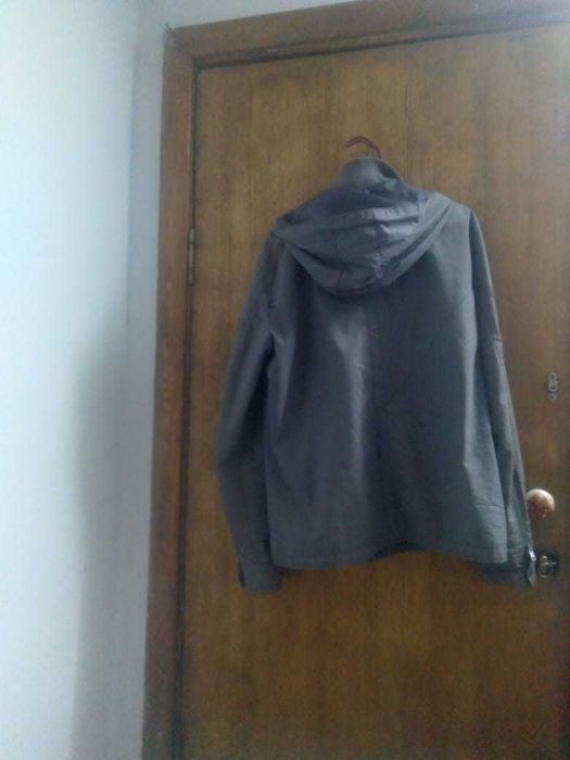 Куртки разные мужские