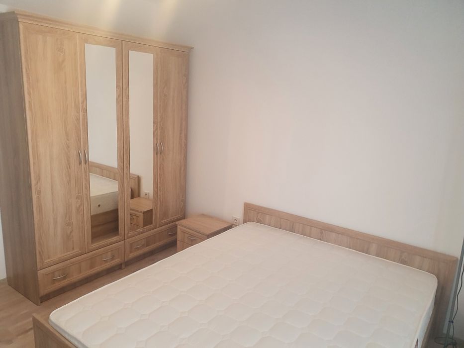 Inchiriez Apartament 2 camere complet mobilat si utilat Andrei Muresanu sud.