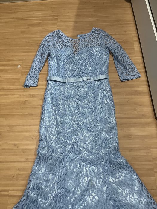 Платье вечернее