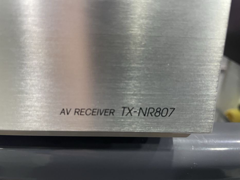 Onkyo tx nr 807  ….