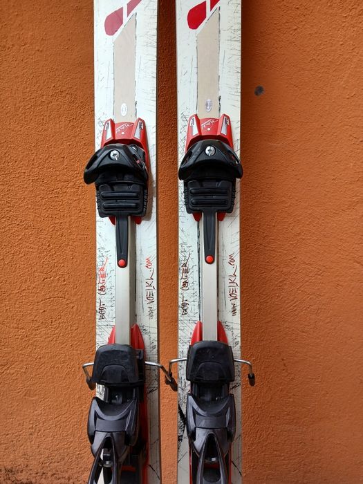 Schiuri skiuri tură freeraid volkl Mantra 177 cm
