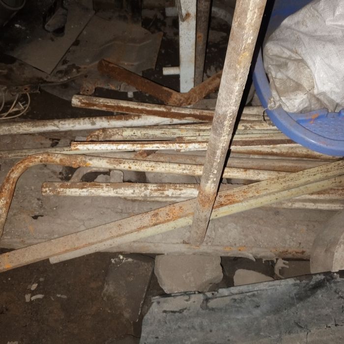 Продам чугунные батареи и трубы